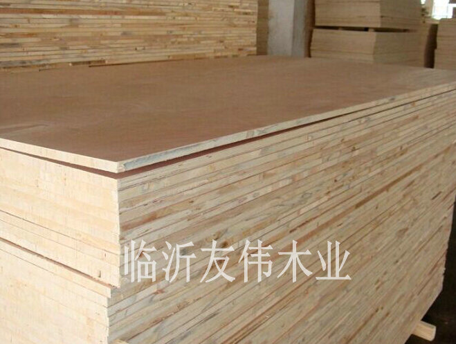 價格低廉和穩(wěn)定性好的膠合板